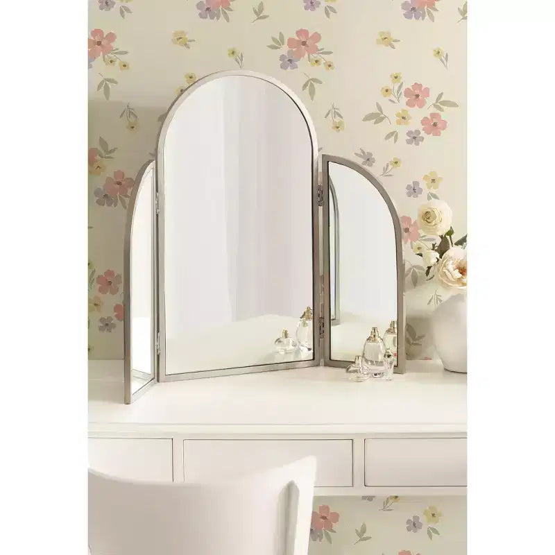 Kate and Laurel Amoli Tri-Fold Arch Metal Mirror, Silver, 28x28