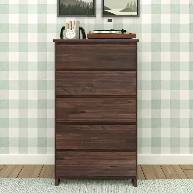 Max & Lily Dresser, 5 Storage Drawers Farmhouse Solid Wood Bedroom Dressers